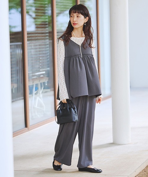 studio CLIP(スタディオクリップ)の「【WEB限定】袖フレアレースプルオーバー《オケージョン2026SS》(Tシャツ/カットソー・レディース・オフホワイト/ブラック・FREE)」の4枚目の写真