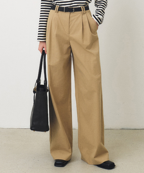 ARTID（アルティーダ）の「ディープタックワイドコットンパンツ_BEIGE（その他パンツ・レディース・ベージュ・S/M）」の2枚目の写真