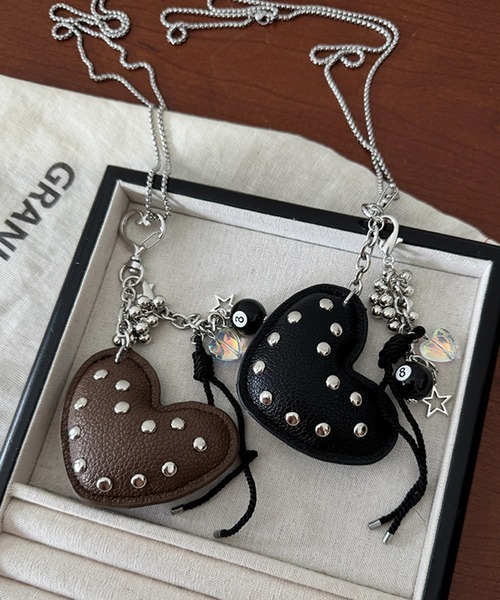 レザーライク スタッズ ハート マルチチャーム付き シルバーチェーン