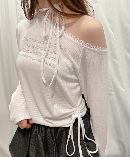 lilLilly(リルリリー)の「ワンショルレーストップス(Tシャツ/カットソー・レディース・ブラック/ホワイト/オレンジ・FREE)」の2枚目の写真