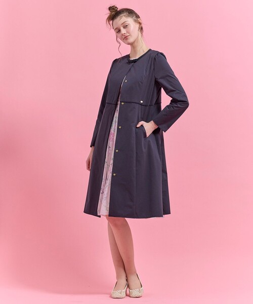 TOCCA(トッカ)の「BOW MELODY コート(ノーカラーコート・レディース・ベージュ系/ネイビー系5・0/2/4/6)」の9枚目の写真