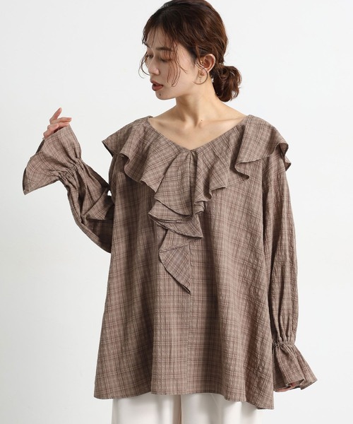 studio CLIP（スタディオクリップ）の「フリルカラーチェックブラウス（シャツ/ブラウス・レディース・ライトグレー/ブラウン/ネイビー・FREE）」の2枚目の写真