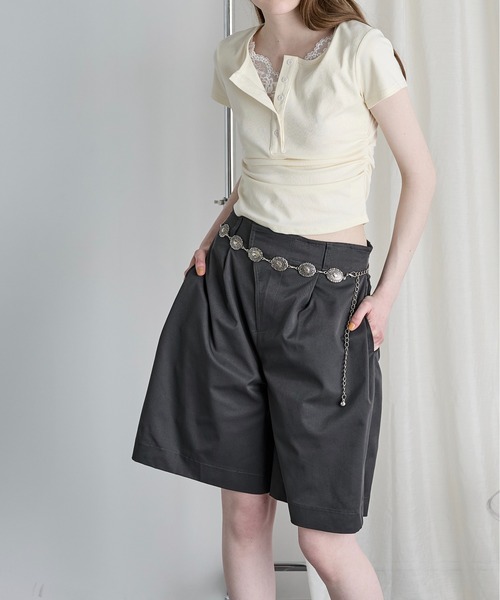 LOSCa(ロスカ)の「サイドタックフレアハーフパンツ(その他パンツ・レディース・チャコールグレー/アイボリー/ブラウン・M/S)」の7枚目の写真