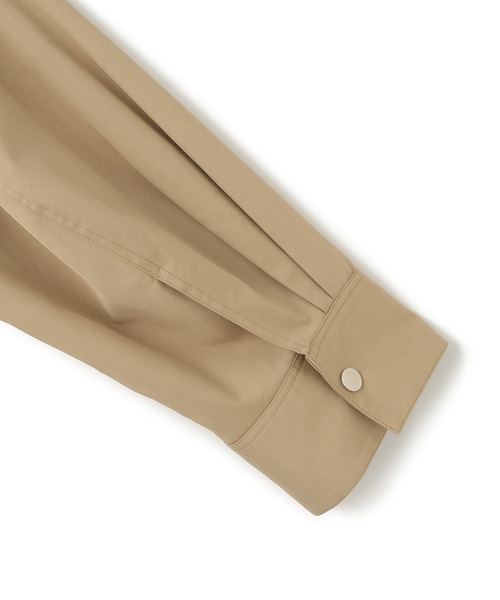 ADAM ET ROPE'（アダムエロペ）の「【WEB限定】スタンドネックドロストブルゾン/撥水（ブルゾン・レディース・ベージュ系その他/ブラック・FREE）」の22枚目の写真