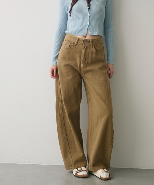 full/fill.(フルフィル)の「side carve denim pants / サイドカーブデニムパンツ(デニムパンツ・レディース・ベージュ/ブルー・FREE)」の3枚目の写真