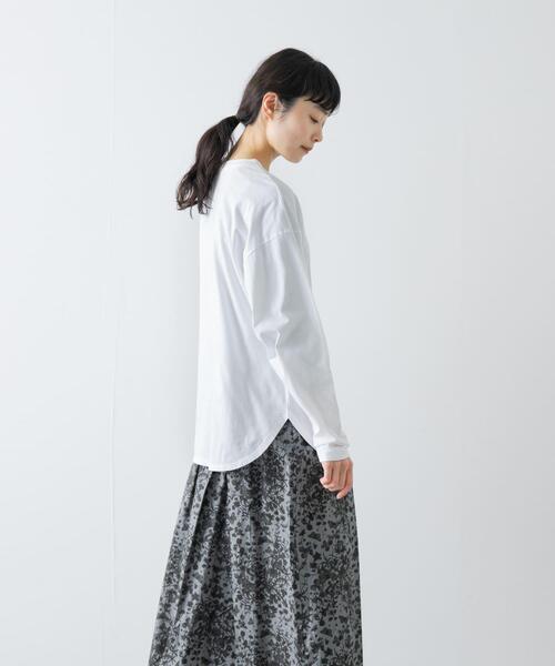 かぐれ(カグレ)の「コットンクルーネックカットソー(Tシャツ/カットソー・レディース・オフホワイト・FREE)」の4枚目の写真