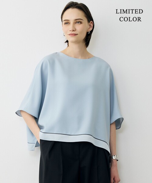 ICB（アイシービー）の「【WEB限定カラーあり】 FluidBackSatin クロップドブラウス（シャツ/ブラウス・レディース・ブラック系/グレー系/ネイビー系/ブルー系/サックスブルー系/ライトイエロー系・44/42/46/40/48）」の5枚目の写真
