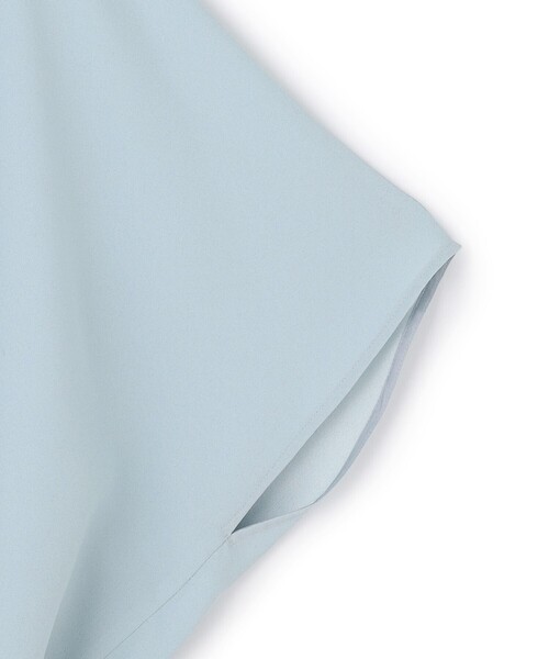 ICB（アイシービー）の「【WEB限定カラーあり】 FluidBackSatin クロップドブラウス（シャツ/ブラウス・レディース・ブラック系/グレー系/ネイビー系/ブルー系/サックスブルー系/ライトイエロー系・44/42/46/40/48）」の11枚目の写真