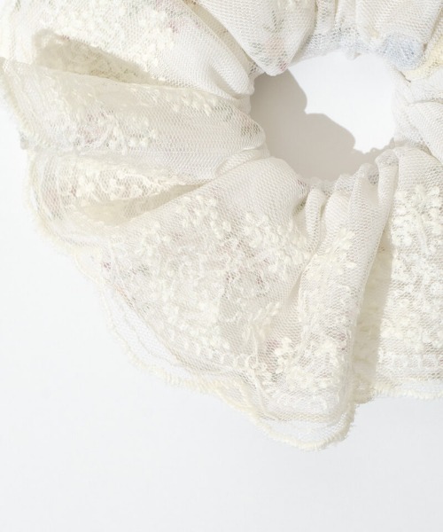 flower（フラワー）の「エアリーレースシュシュ（シュシュ・レディース・ピンク/ホワイト・FREE）」の3枚目の写真