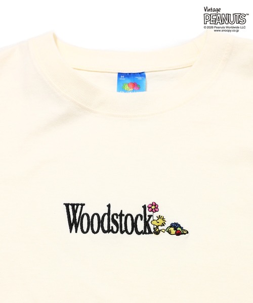 FRUIT OF THE LOOM(フルーツオブザルーム)の「FTL x PEANUTS16/-OE 天竺 Tシャツ3 / ピーナッツ コラボ 半袖Tシャツ / Woodstock 刺繍 ロゴ(Tシャツ/カットソー・メンズ・チャコールグレー/アイボリー・S/M/L)」の4枚目の写真