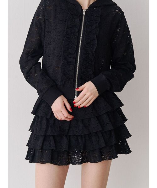 jouetie(ジュエティ)の「レースティアードミニスカート【セットアップ対応】(スカート・レディース・グリーン/ブラック/オフホワイト・MEDIUM)」の2枚目の写真