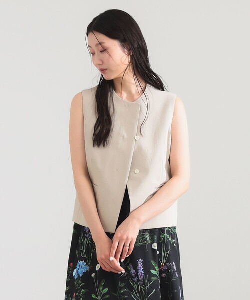 Demi-Luxe BEAMS(デミルクス ビームス)の「【8/6値下げ】オックス 比翼 ミニジレ(ベスト・レディース・チャコールグレー/ベージュ・38/36)」の5枚目の写真