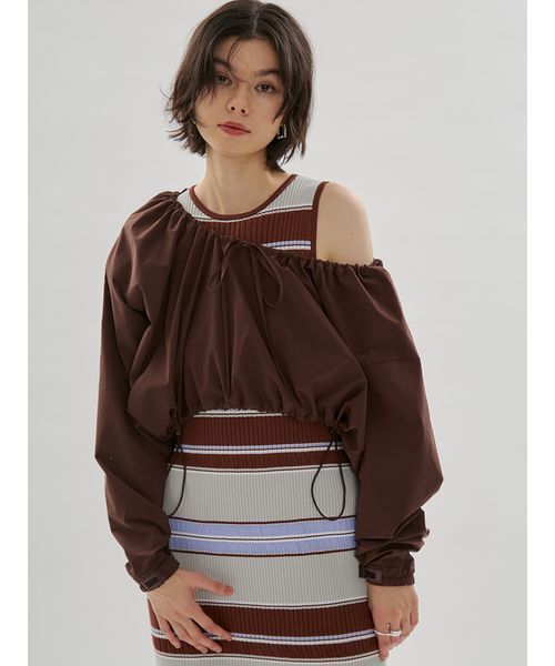 emmi（エミ）の「【Movique】ギャザーショートフーディー/撥水/UVカット/接触冷感（スウェット・レディース・ブラウン/アイボリー・F）」の13枚目の写真