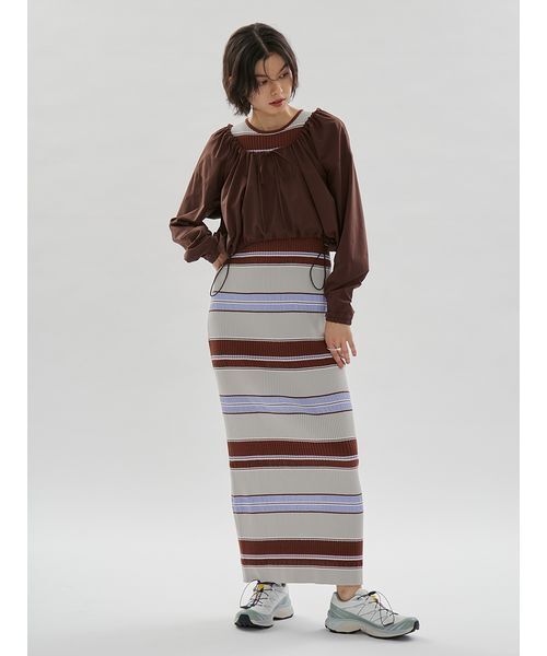 emmi（エミ）の「【Movique】ギャザーショートフーディー/撥水/UVカット/接触冷感（スウェット・レディース・ブラウン/アイボリー・F）」の16枚目の写真