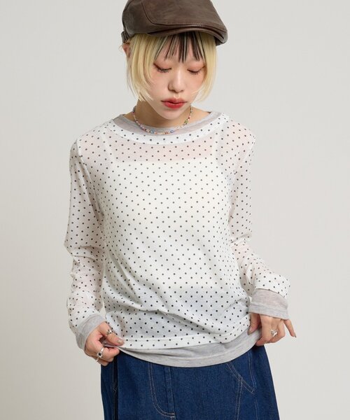 w closet（ダブルクローゼット）の「カラーレイヤードカットソー（Tシャツ/カットソー・レディース・ブラック/ブルー/グレー/イエロー/ホワイト・FREE）」の2枚目の写真