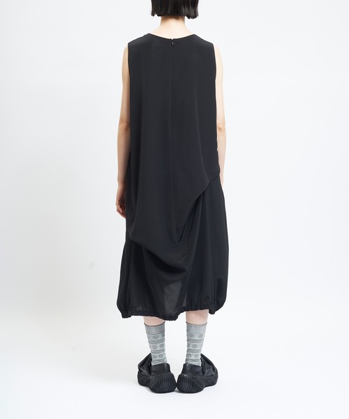 gomme（ゴム）の「シーリングタックワンピース（ワンピース・レディース・ブラック・MEDIUM）」の7枚目の写真