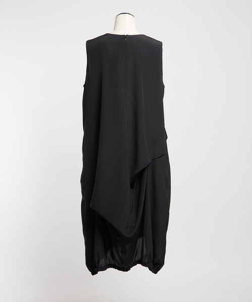 gomme（ゴム）の「シーリングタックワンピース（ワンピース・レディース・ブラック・MEDIUM）」の10枚目の写真