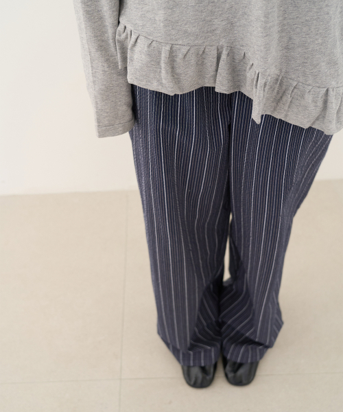 JULIAPEPE(ジュリアペペ)の「Moho Fit Stripe Pants (Navy)(その他パンツ・レディース・その他・FREE)」の2枚目の写真