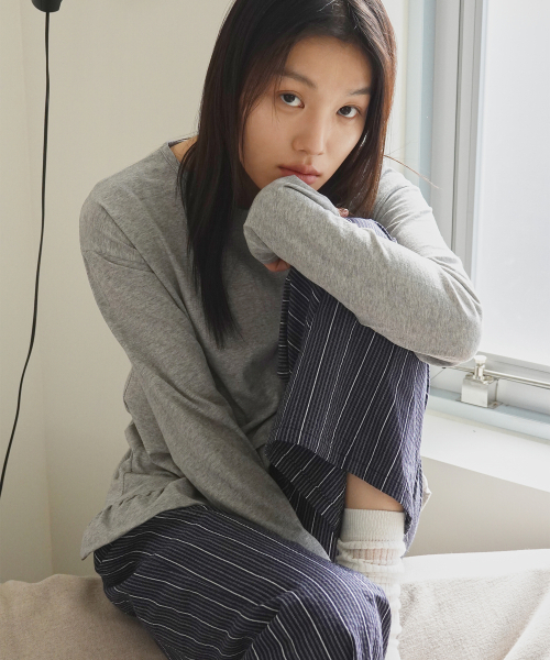 JULIAPEPE(ジュリアペペ)の「Moho Fit Stripe Pants (Navy)(その他パンツ・レディース・その他・FREE)」の3枚目の写真