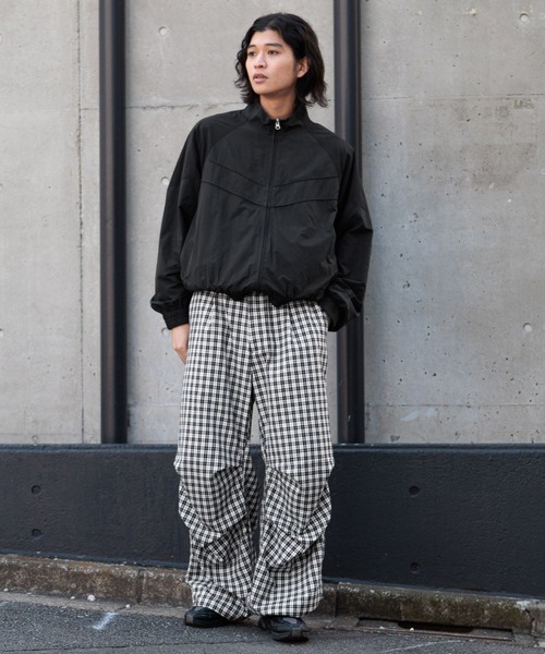 RAGEBLUE（レイジブルー）の「Design Pattern Nylon Short Bourbon/切り替えナイロンショートブルゾン（ナイロンジャケット・メンズ・ホワイト/ブラック・MEDIUM/LARGE）」の12枚目の写真