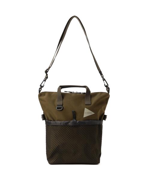 and wander(アンドワンダー)の「and wander/アンドワンダー PE/CO 2way bag(ショルダーバッグ・メンズ・カーキ/ブラック・F)」の4枚目の写真