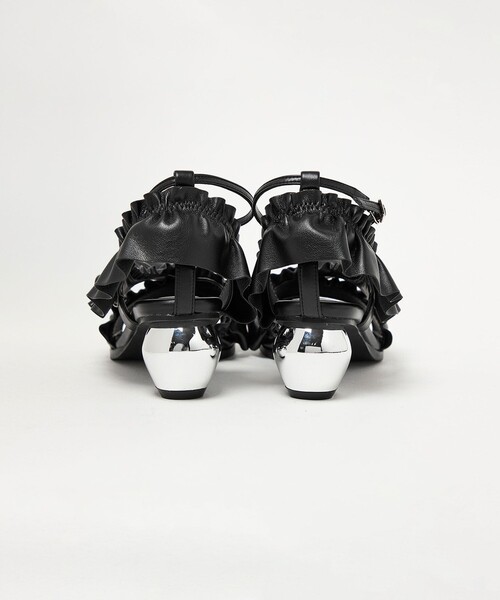 SY UNITED ARROWS（シーユナイテッドアローズ）の「＜SY＞ ポインテッドフリル サンダル50↑（サンダル・レディース・ブラック/ホワイト・22cm/22.5cm/23cm/23.5cm/24cm/24.5cm/25cm）」の12枚目の写真