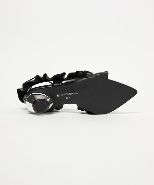 SY UNITED ARROWS（シーユナイテッドアローズ）の「＜SY＞ ポインテッドフリル サンダル50↑（サンダル・レディース・ブラック/ホワイト・22cm/22.5cm/23cm/23.5cm/24cm/24.5cm/25cm）」の11枚目の写真