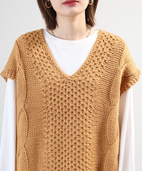 SO（エスオー）の「ニットベスト（ベスト・レディース・グレー系その他/キャメル・F）」の20枚目の写真