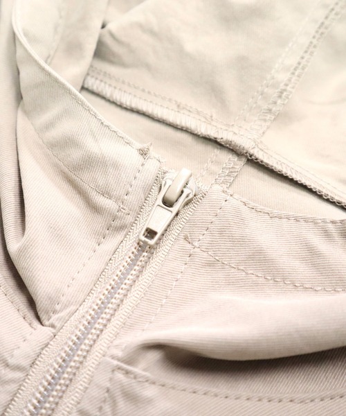CECIL McBEE(セシルマクビー)の「コットンライクフーディーブルゾン(ブルゾン・レディース・ベージュ/ブラック・LARGE/MEDIUM)」の13枚目の写真