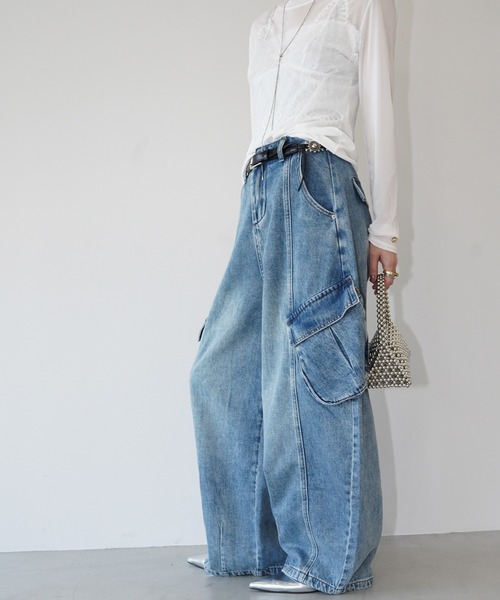 chuclla(チュクラ)の「ワイドカーゴデニムパンツ chw26s163(デニムパンツ・レディース・グレイッシュベージュ/ブルー・S/M/L)」の5枚目の写真
