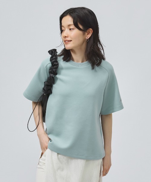 adidas(アディダス)の「アディダス adidas ソフト ラックス ルーズフィット 半袖Tシャツ(Tシャツ/カットソー・レディース・グリーン/オフホワイト・S/M/L/XL)」の5枚目の写真