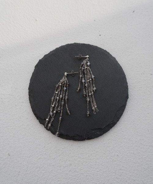 et.UNiVER(エトユニベール)の「Beaded Fringe Earrings(ピアス(両耳用)・レディース・ゴールド/シルバー・FREE)」の9枚目の写真