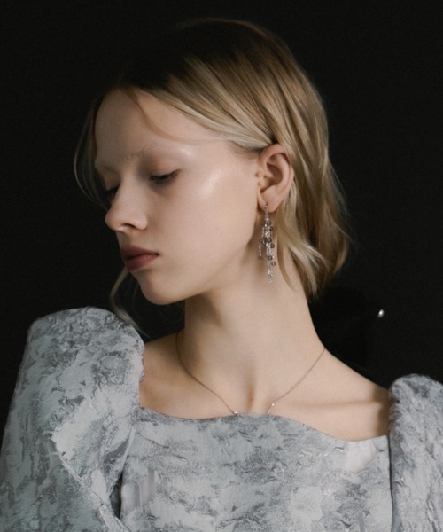 et.UNiVER(エトユニベール)の「Beaded Fringe Earrings(ピアス(両耳用)・レディース・ゴールド/シルバー・FREE)」の5枚目の写真