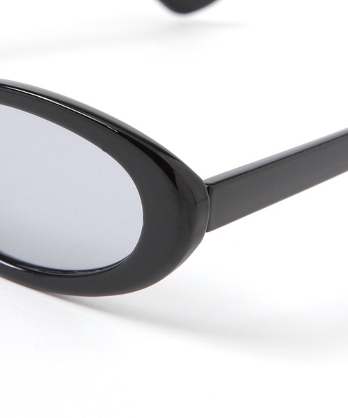 LAKOLE（ラコレ）の「フォックススリムサングラス / 641559（サングラス・レディース・ブラウン/ブラック/グレー・FREE）」の19枚目の写真