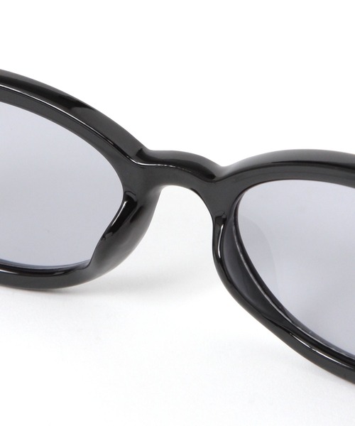 LAKOLE（ラコレ）の「フォックススリムサングラス / 641559（サングラス・レディース・ブラウン/ブラック/グレー・FREE）」の21枚目の写真