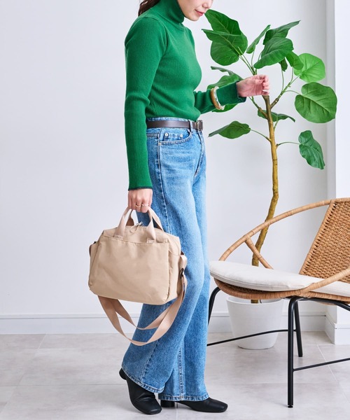LIZDAYS(リズデイズ)の「【Usual】軽量撥水 2wayボストンショルダーバッグ(ショルダーバッグ・レディース・スモーキーグリーン系/ベージュ系1・FREE)」の20枚目の写真