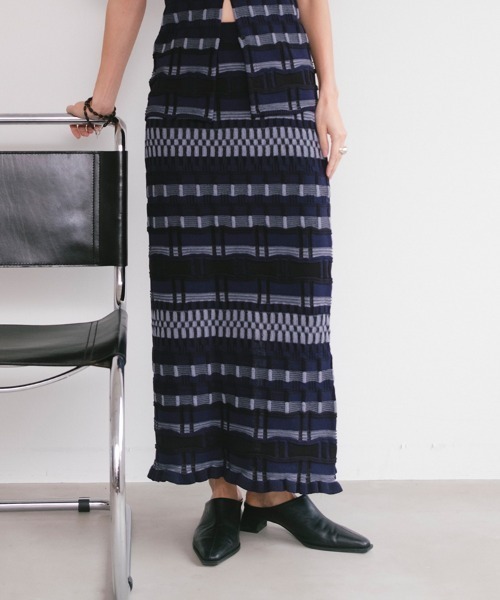 Ruh Dhan(ルーダン)の「Vital Layers Skirt(スカート・レディース・ブラウン/オレンジ/ネイビー・FREE)」の1枚目の写真