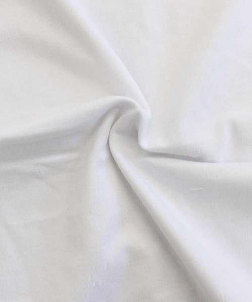 Calvin Klein(カルバン・クライン)の「CKJ メタリックモノグラムロゴTシャツ SS METALLIC MONOGRAM LOGO TEE(Tシャツ/カットソー・メンズ・ホワイト・XL/L/M)」の9枚目の写真
