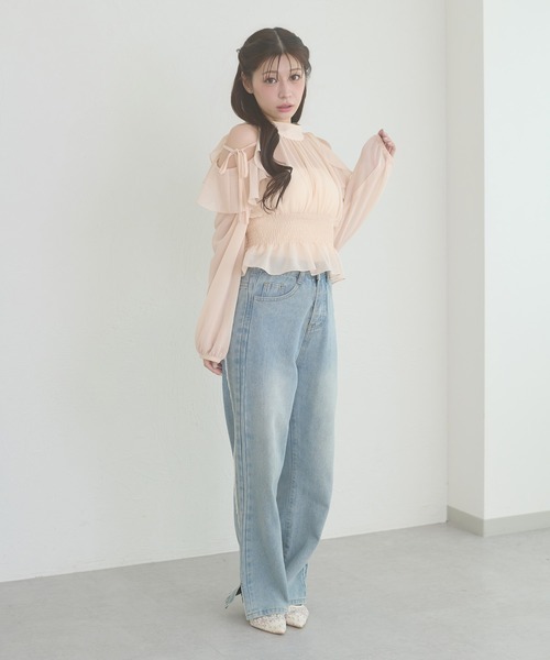 Ambre Neige(アンブルネージュ)の「2way back ribbon blouse / 2WAYバックリボンブラウス(シャツ/ブラウス・レディース・ブラック/オフホワイト/ピンクベージュ・FREE)」の5枚目の写真