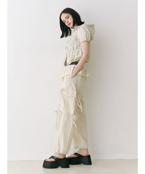 jouetie（ジュエティ）の「ハーフスリーブギャザーブルゾン（その他トップス・レディース・カーキ/ブラック/アイボリー・MEDIUM）」の8枚目の写真