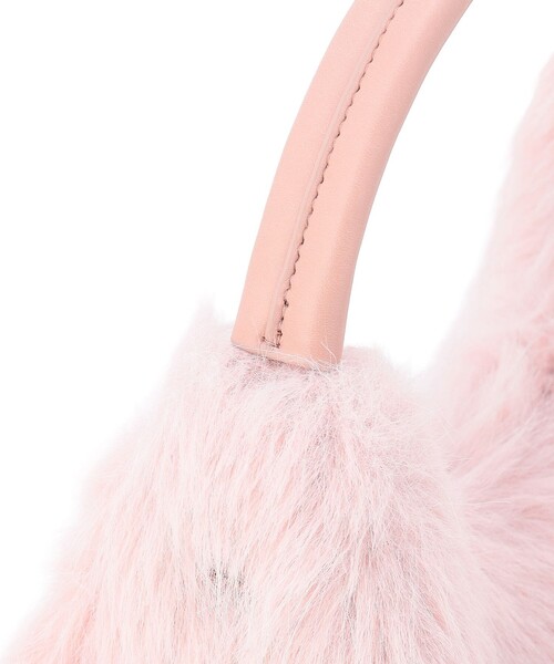 TOCCA(トッカ)の「WAFFLE FUR BAG 2WAYファーバッグ(ショルダーバッグ・レディース・ベージュ系1/ベージュ系/ピンク系・F)」の9枚目の写真