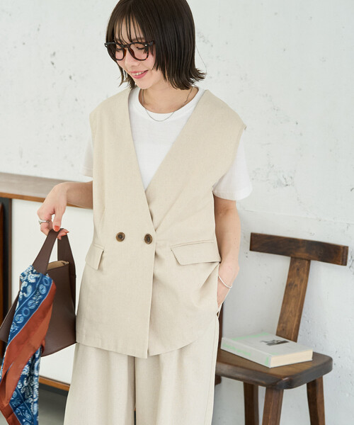 FREAK'S STORE（フリークスストア）の「限定展開　サマー リネン ブレンド ノーカラー ベスト＜セットアップ対応＞（ベスト・レディース・グレー/ナチュラル/ベージュ/ブラック・ﾌﾘ-）」の4枚目の写真