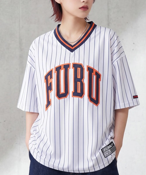 FUBU( フブ)の「【FUBU/フブ】PATCH V NECK T-SHIRTS/パッチVネックTシャツ(Tシャツ/カットソー・メンズ・レオパード/ブラック/ホワイト・XL/M/L)」の1枚目の写真