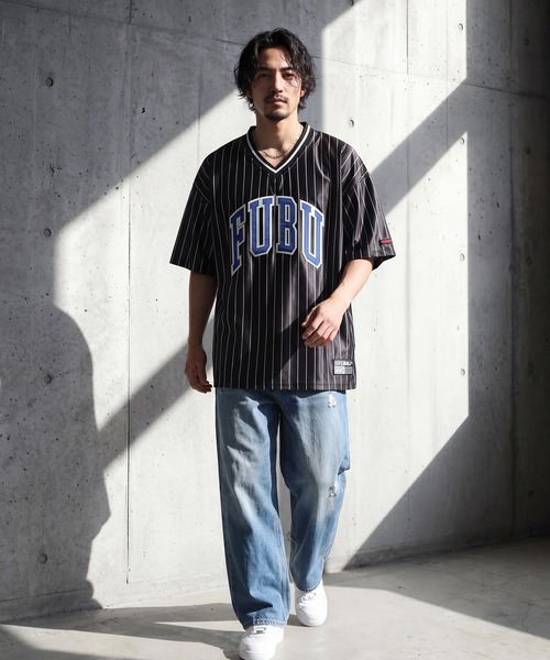 FUBU( フブ)の「【FUBU/フブ】PATCH V NECK T-SHIRTS/パッチVネックTシャツ(Tシャツ/カットソー・メンズ・レオパード/ブラック/ホワイト・XL/M/L)」の9枚目の写真