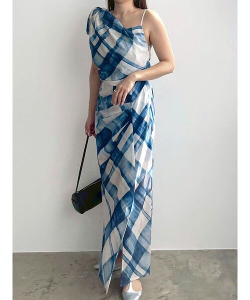LAGUNAMOON(ラグナムーン)の「チェックドレープワンピース 【夏服】(ワンピース・レディース・ブラウン/ブルー・MEDIUM/SMALL)」の19枚目の写真