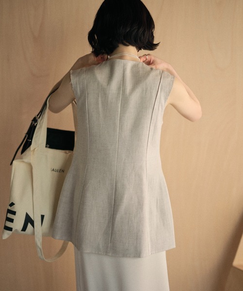 LAULEN（ローレン）の「linen blend double zip vest /リネンブレンドダブルジップノースリーブベスト（ベスト・レディース・ベージュ/ブラック・FREE）」の17枚目の写真