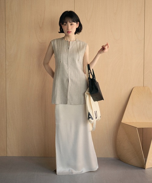 LAULEN（ローレン）の「linen blend double zip vest /リネンブレンドダブルジップノースリーブベスト（ベスト・レディース・ベージュ/ブラック・FREE）」の14枚目の写真