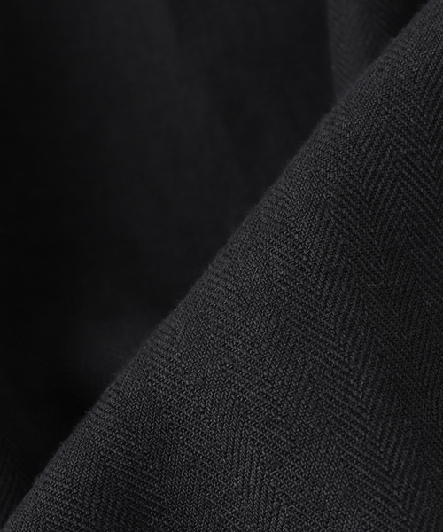 JOURNAL STANDARD(ジャーナルスタンダード)の「TRISECT2 / ヘビー リネン ヘリンボーン クオーター パンツ(その他パンツ・メンズ・ブラック・MEDIUM/LARGE)」の4枚目の写真