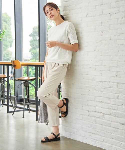 ikka（イッカ）の「【雑誌InRed6月号掲載】幾何学柄ジャカード半袖プルオーバー 【親子コーデ】（Tシャツ/カットソー・レディース・ネイビー/オフホワイト/イエロー/グリーン/グレイッシュベージュ・M/L/S）」の9枚目の写真