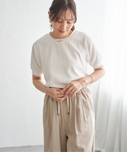 ikka（イッカ）の「【雑誌InRed6月号掲載】幾何学柄ジャカード半袖プルオーバー 【親子コーデ】（Tシャツ/カットソー・レディース・ネイビー/オフホワイト/イエロー/グリーン/グレイッシュベージュ・M/L/S）」の16枚目の写真